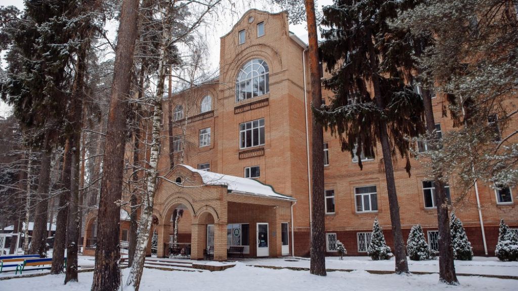 Пансионат для пожилых Сердца Поколений в Малаховке